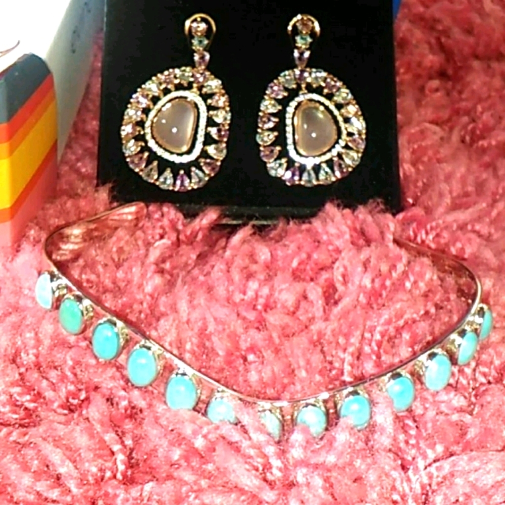 LISTING FOR GOLD RING POSTED - Picture 4 of 5